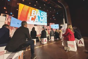 Auf dem Gipfel-Basecamp: Martin Beeh mit Välinge