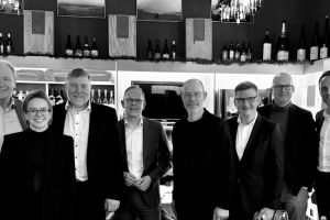 Schulterschluss für Köln: Gerald Böse, Nina Stoll, Markus Meyer, Jan Kurth, Leo Lübke, Oliver Frese, Christian Haeser, Matthias Pollmann