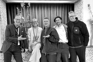 Auf dem richtigen Weg: Torsten Bendlin, Lilli und Sascha Grewe, Nick Pyka, Benni Janzen auf dem 7. Gipfel