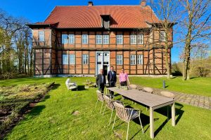 OWL ist auch im Frühjahr schön: Die spanische Outdoor-Marke Musola in Haus Aussel