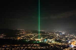 Zum 20. Event-Geburtstag: Laser bei der Lichtwoche Sauerland