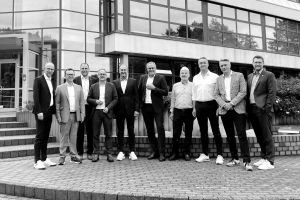 VdDK-Vorstandssitzung bei Sachsenküchen: Dr. Olaf Plümer, Markus Schüller, Heiko Ellersiek, Jan Kurth, Dirk Krupka, Stefan Waldenmaier, Leo Brecklinghaus, Andreas Wagner, Elko Beeg