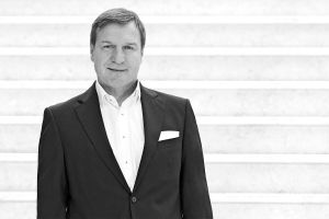 Ab April: Bernhard Hönig