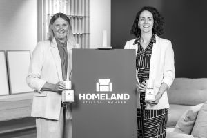 Präsentation des Logos: General Managerin Fatima Gustafsson und Marketingchefin Caroline Iselor  (Foto: Wolfgang Meier)