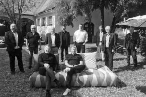 Bei der Premiere: Heiko Langer, Hubert Icking, Jörk Dietsch, Axel Faber, Dirk Gieselmann, Ingo Löffelmann, Harald Bauersachs, Michael Frey, Jan Beier, Detlef Ott